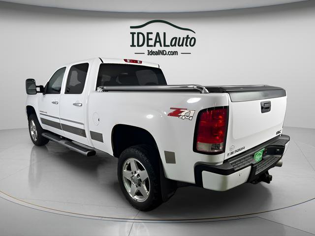 Used 2013 GMC Sierra 2500 Denali w/ Suspension Package, Off-Road image 8