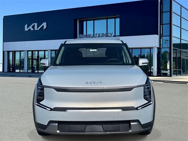 New 2026 Kia EV9 Light image 2