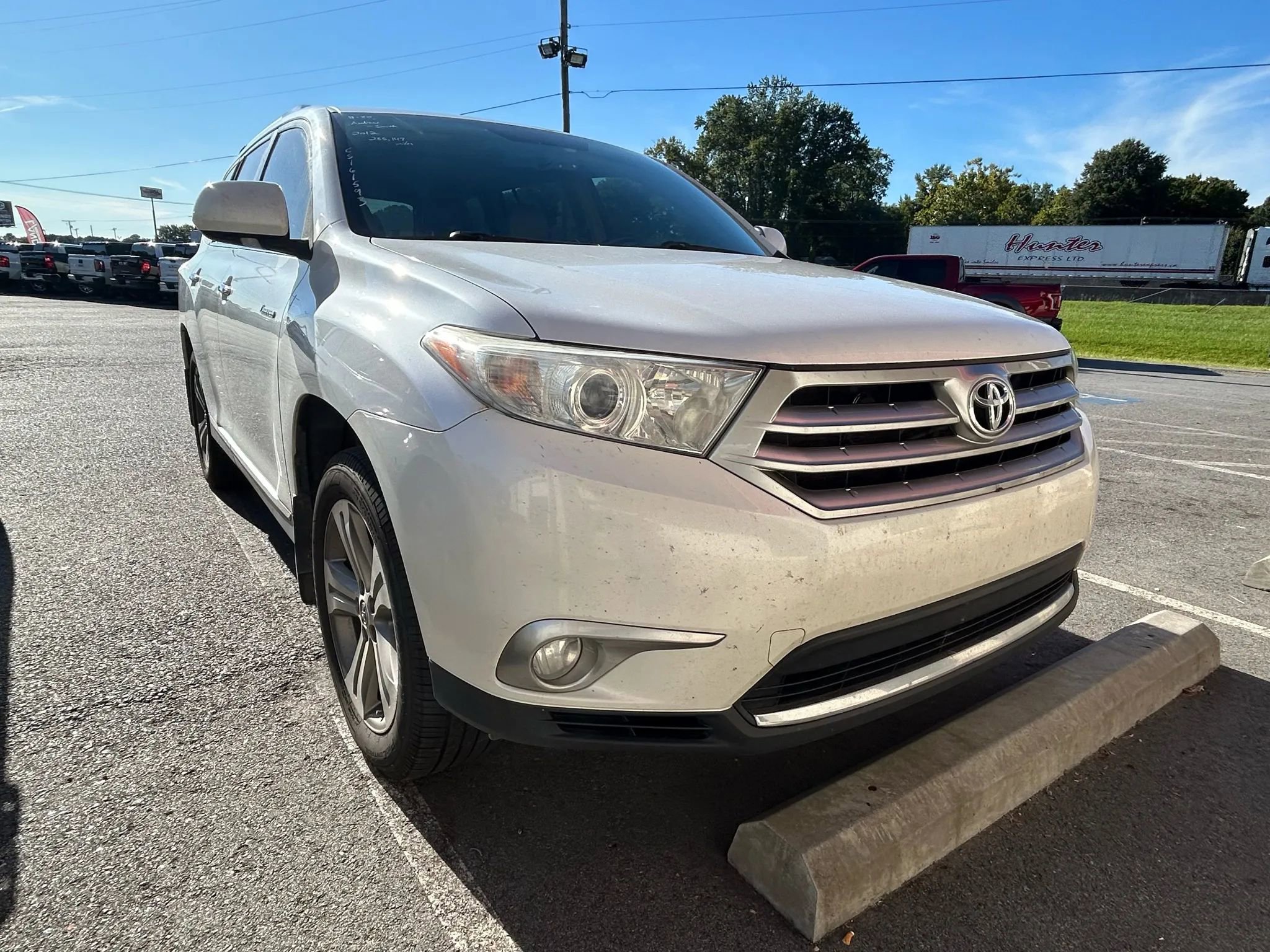 Used 2012 Toyota Highlander Limited image 3