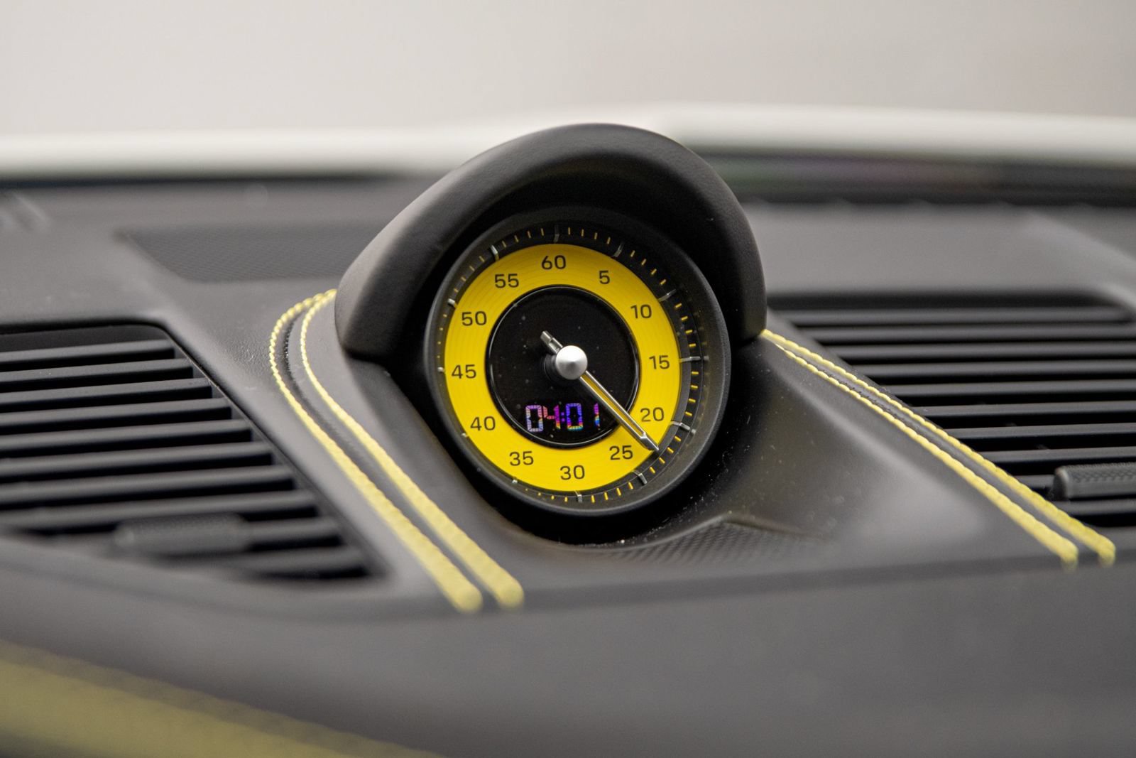 Used 2022 Porsche 911 GT3 RWD image 26