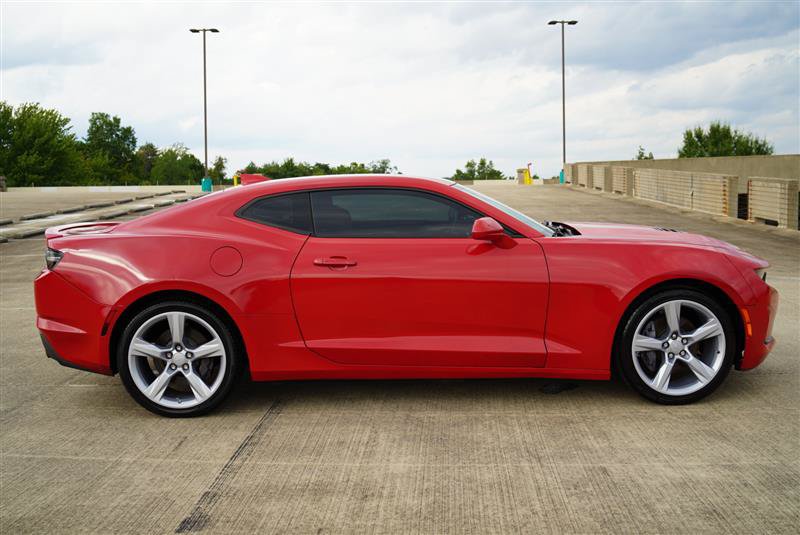 Used 2016 Chevrolet Camaro SS RWD image 9