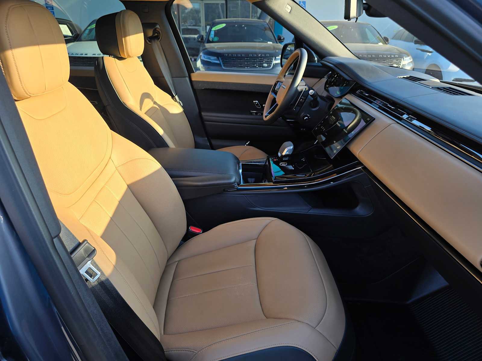 Certified 2024 Land Rover Range Rover Sport Autobiography image 11