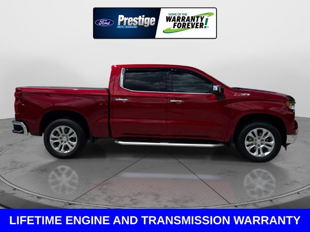 Used 2023 Chevrolet Silverado 1500 LTZ AWD/4WD image 3