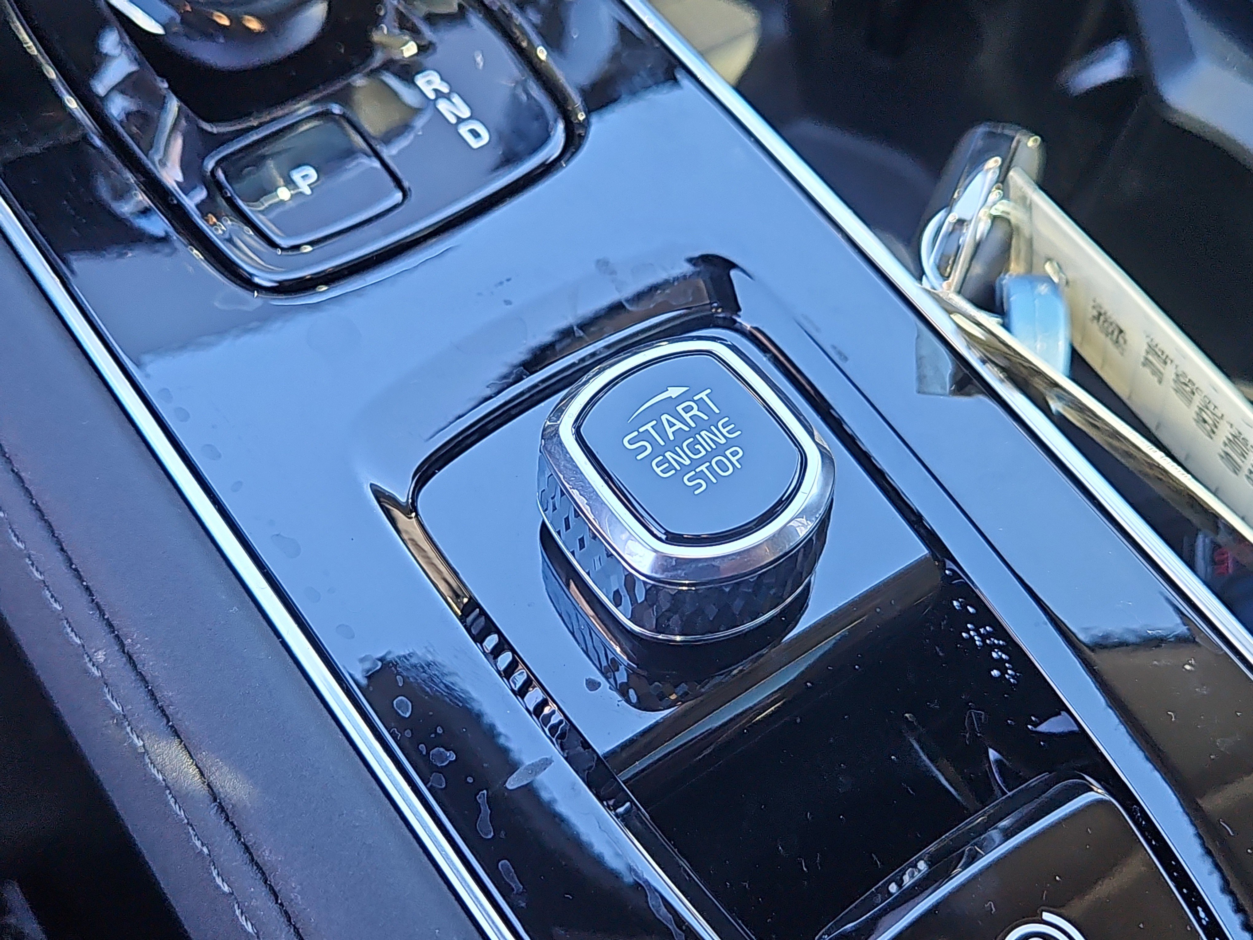 New 2026 Volvo XC90 B6 Ultra w/ Protection Package image 16