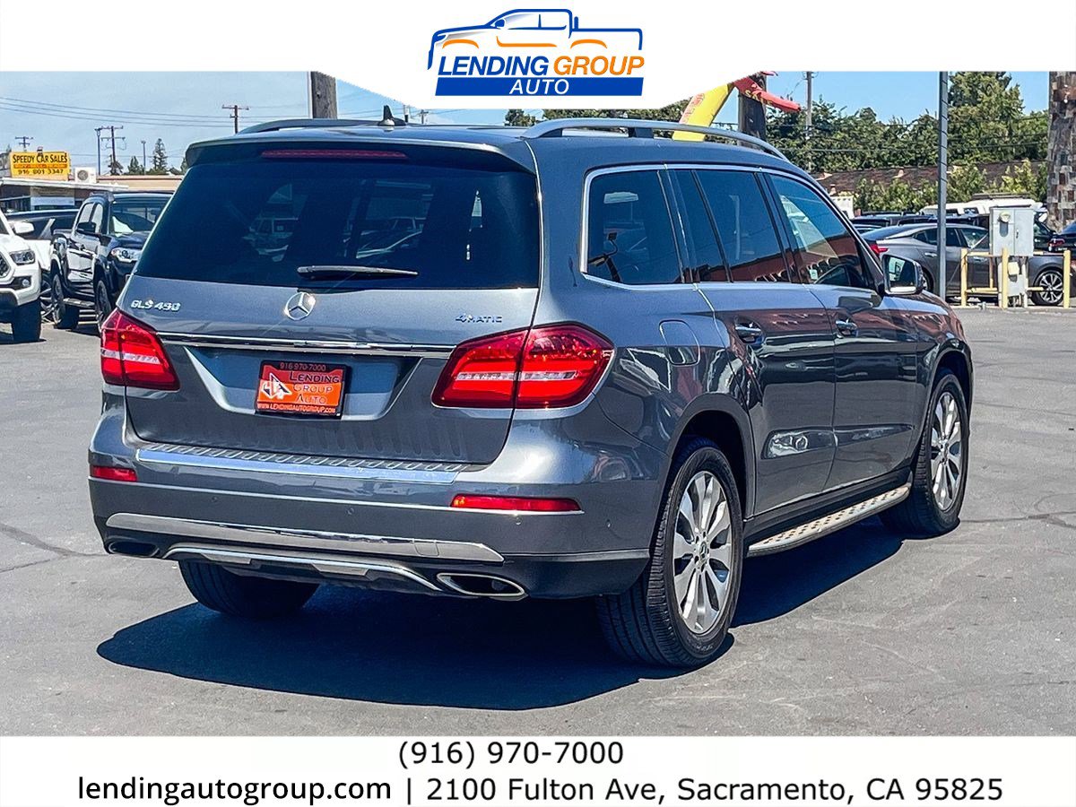 Used 2017 Mercedes-Benz GLS 450 4MATIC image 4