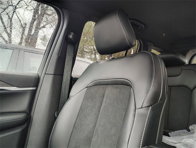 New 2026 Jeep Grand Cherokee Laredo image 25