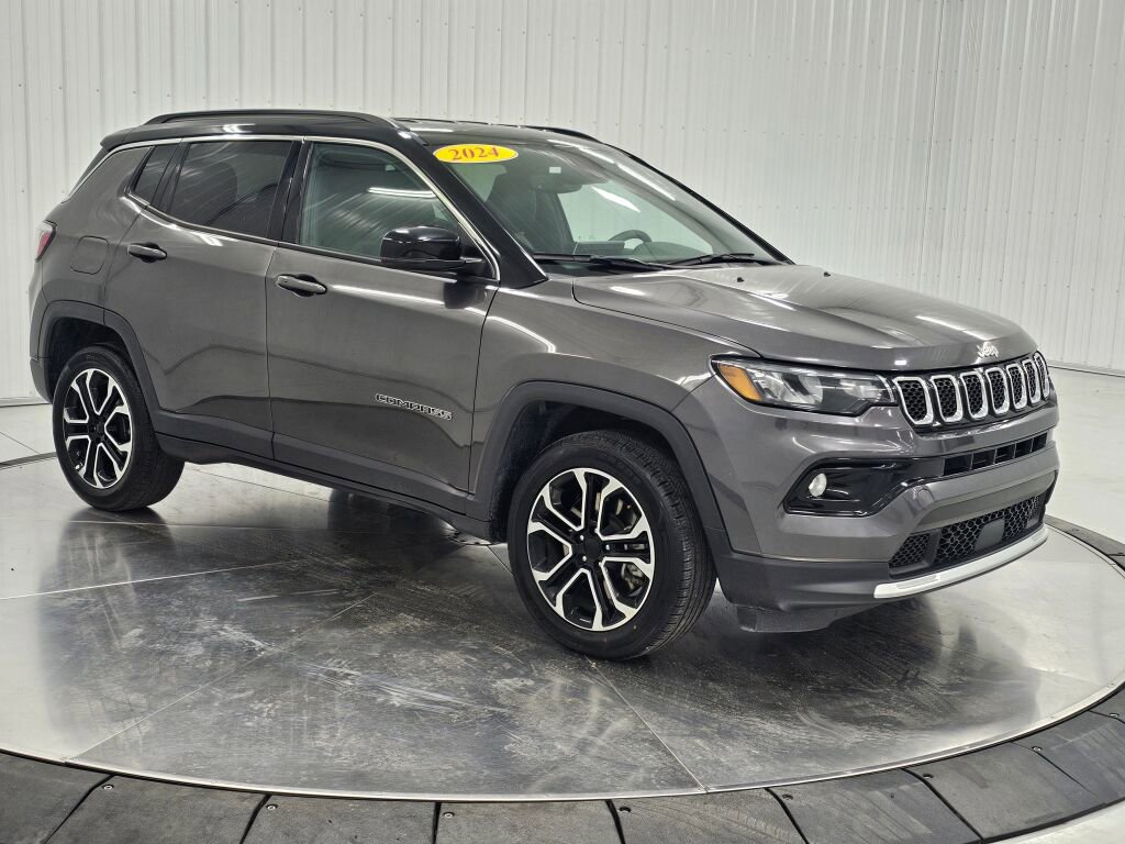 Used 2024 Jeep Compass Limited image 34