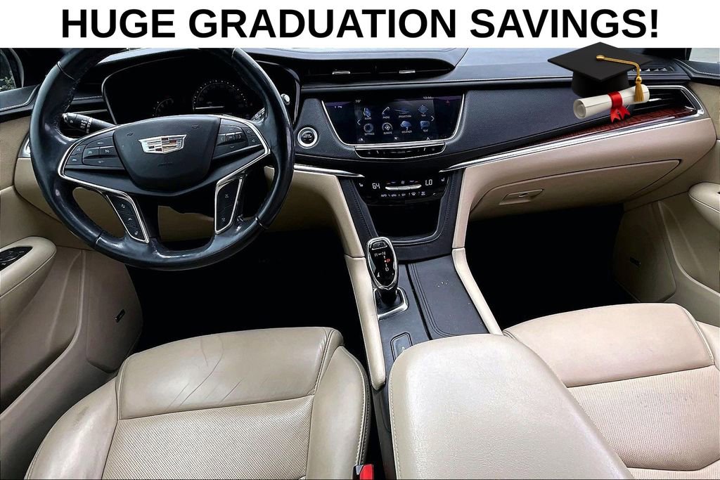 Used 2018 Cadillac XT5 Luxury w/ Driver Awareness Package FWD image 18