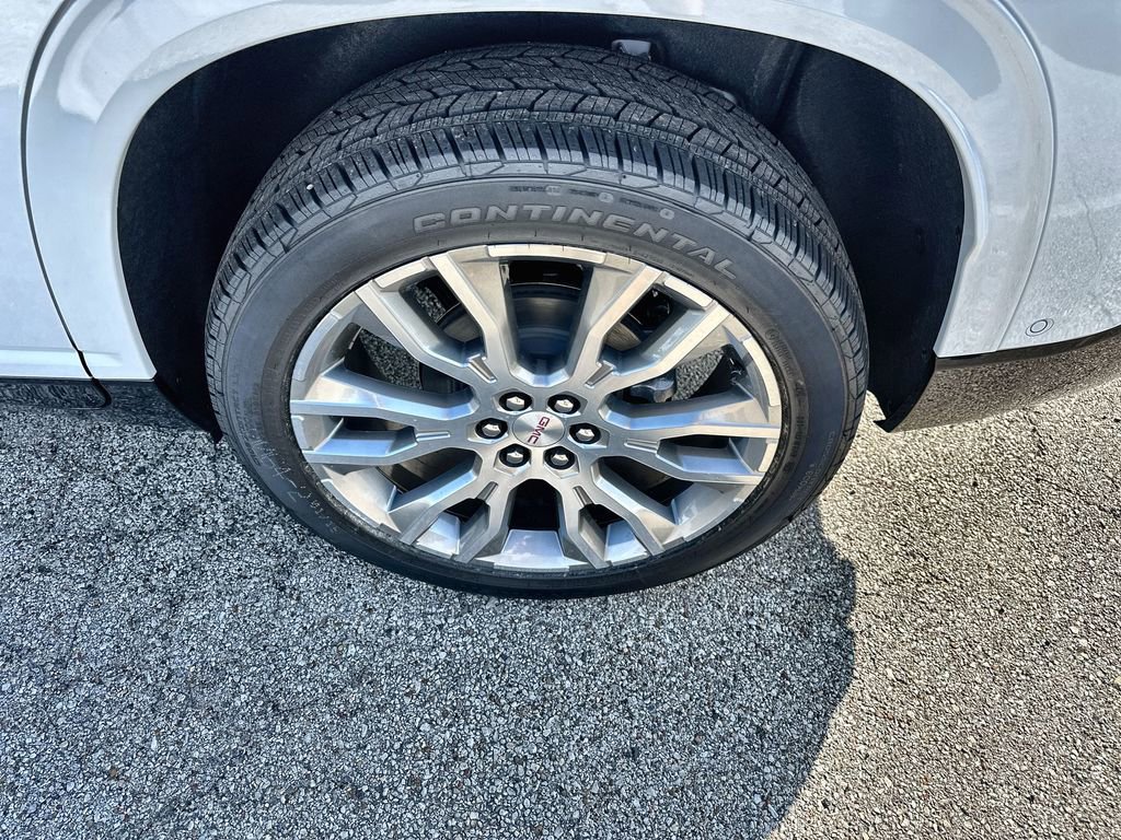 New 2026 GMC Acadia Denali w/ Super Cruise Package image 12