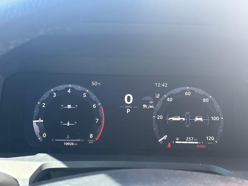 Used 2024 Toyota Tacoma TRD Off-Road image 22