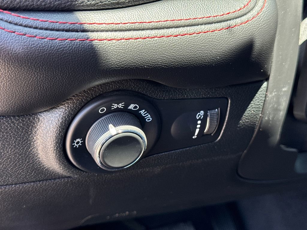 Certified 2024 Dodge Durango GT RWD image 28