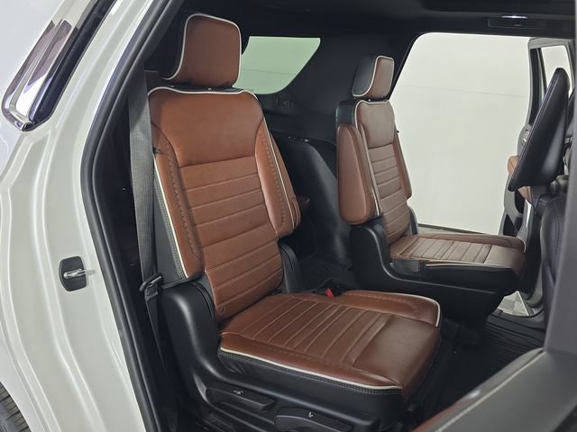 Used 2024 GMC Yukon Denali Ultimate AWD/4WD image 31