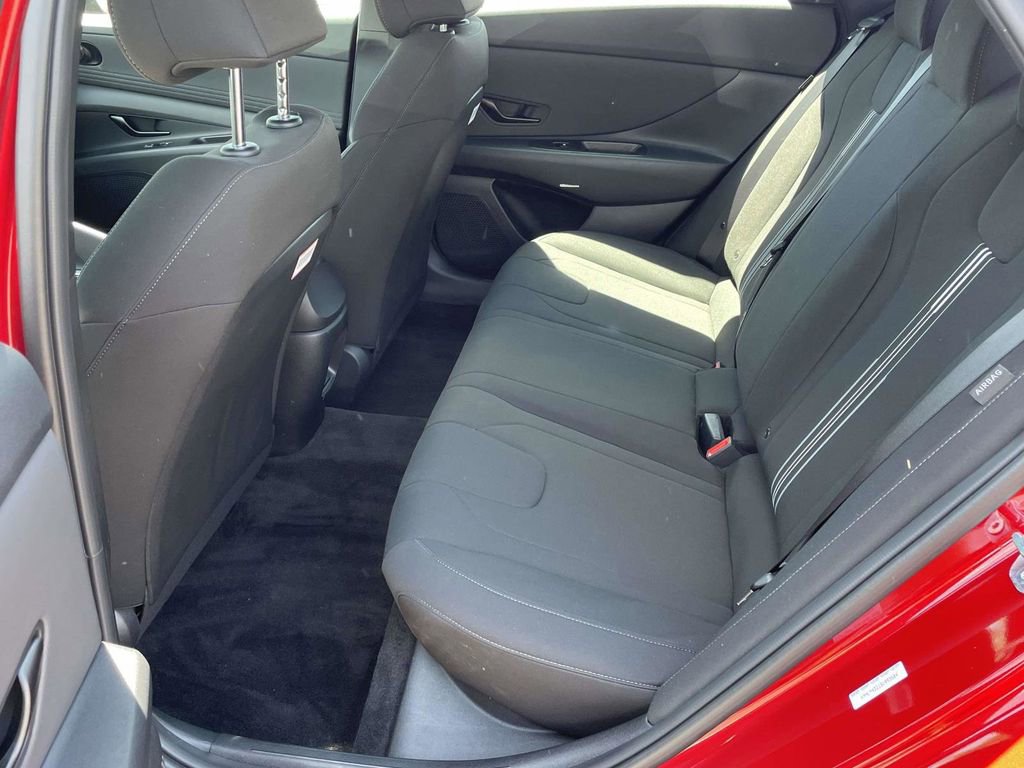 Certified 2025 Hyundai Elantra Sport FWD image 10