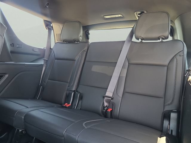 Used 2023 GMC Yukon Denali AWD/4WD image 14
