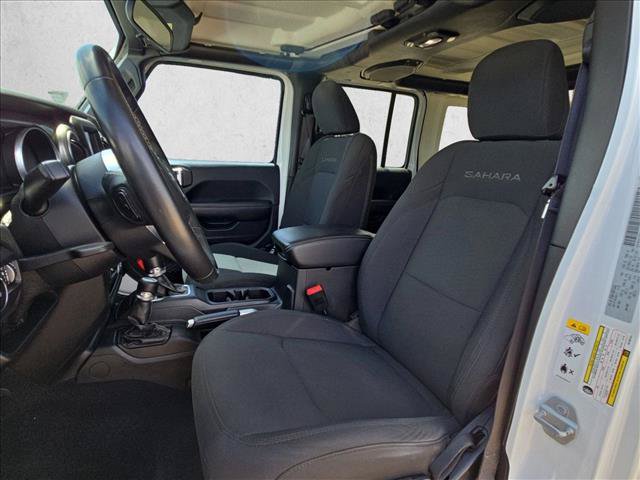 Used 2018 Jeep Wrangler Unlimited Sahara AWD/4WD image 14