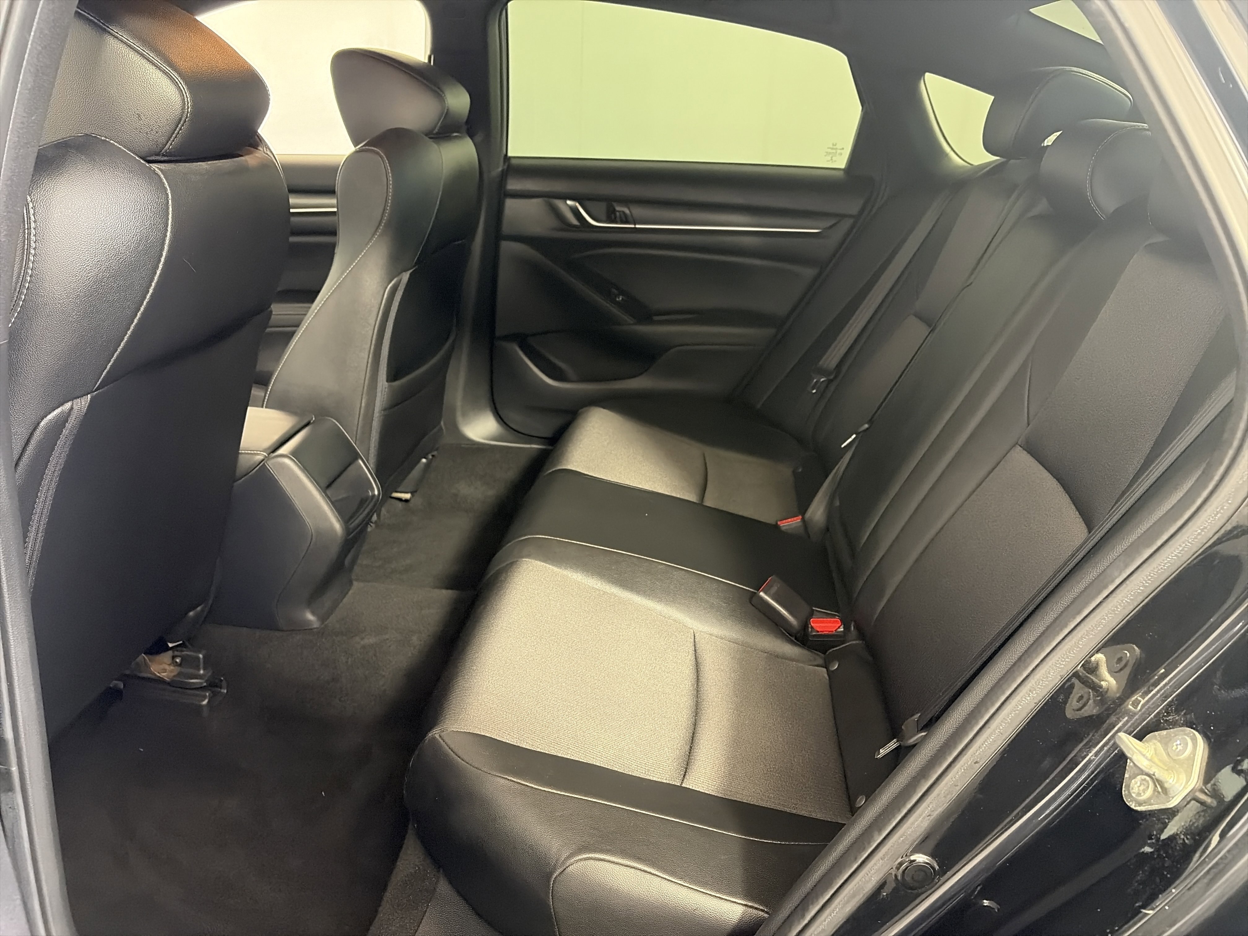 Used 2019 Honda Accord Sport image 8