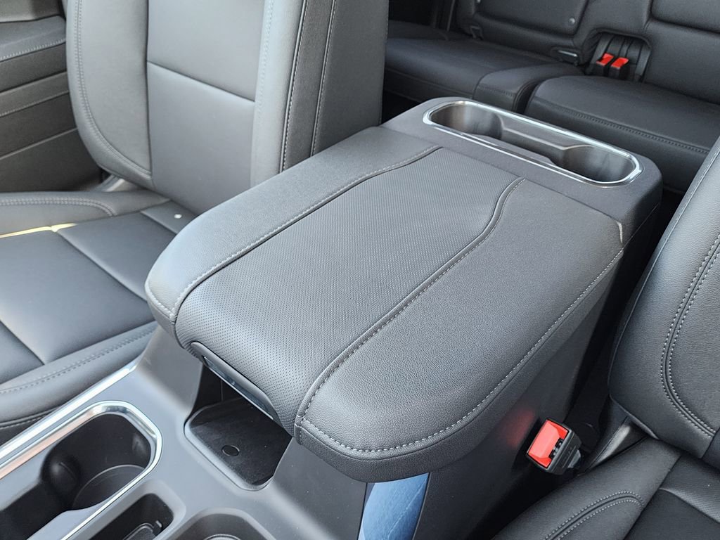 New 2026 GMC Sierra 1500 SLT image 31