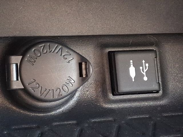 Used 2019 Toyota RAV4 LE w/ All Weather Liner Package AWD/4WD image 23