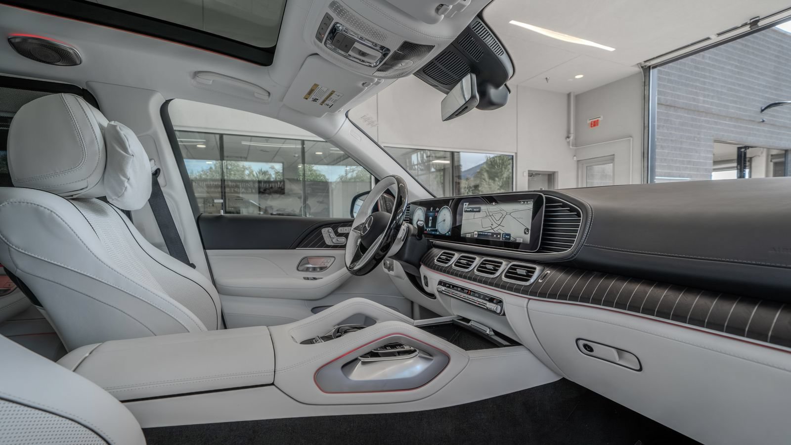 New 2026 Mercedes-Benz Maybach GLS 600 4MATIC image 17