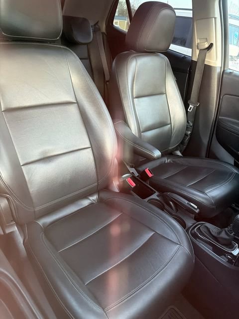 Used 2017 Buick Encore Essence w/ Experience Buick Package image 12