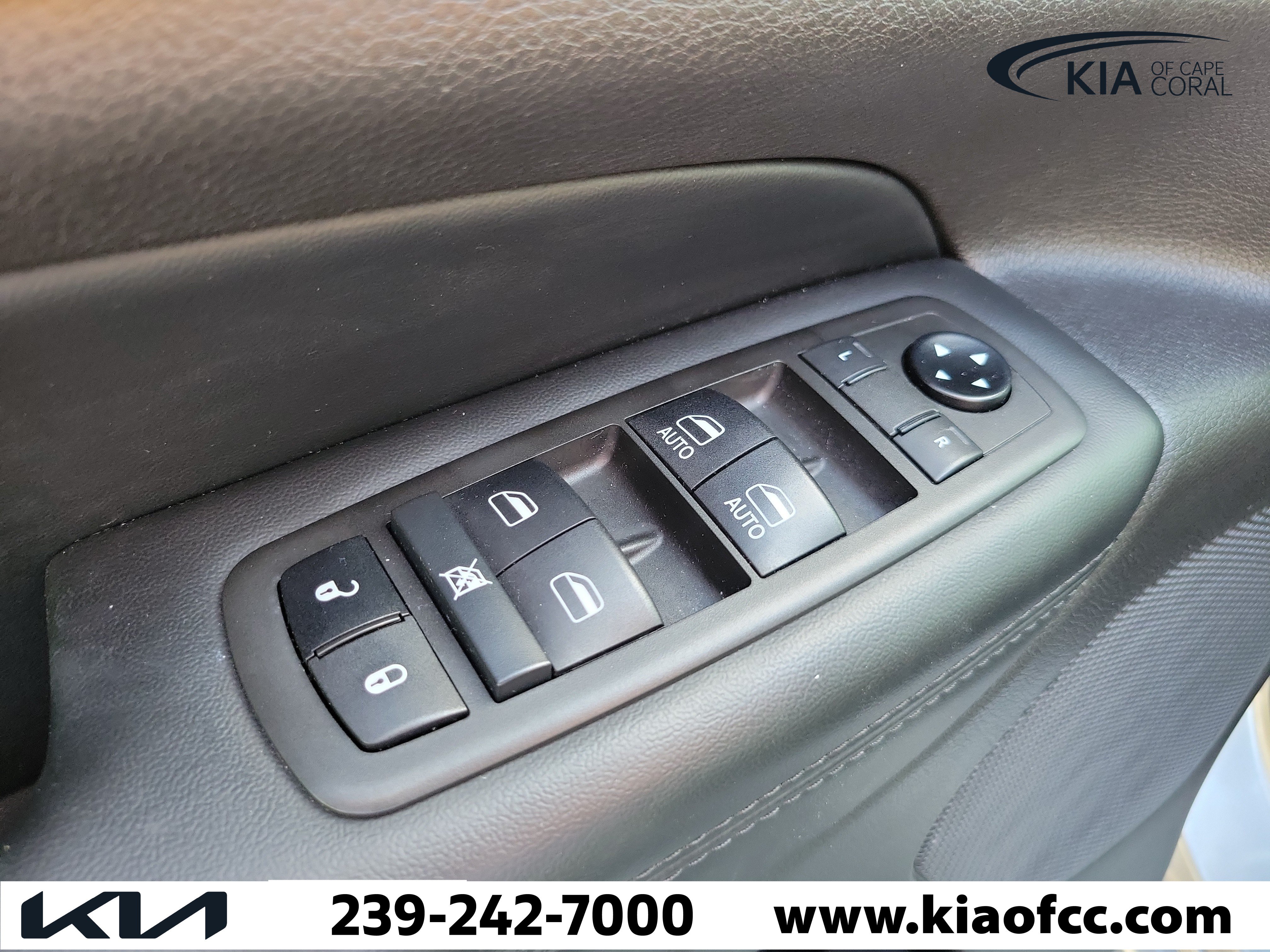 Used 2021 Jeep Grand Cherokee Laredo X RWD image 23