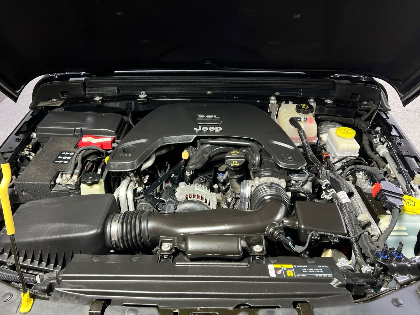 Used 2019 Jeep Wrangler Unlimited Sport S image 32