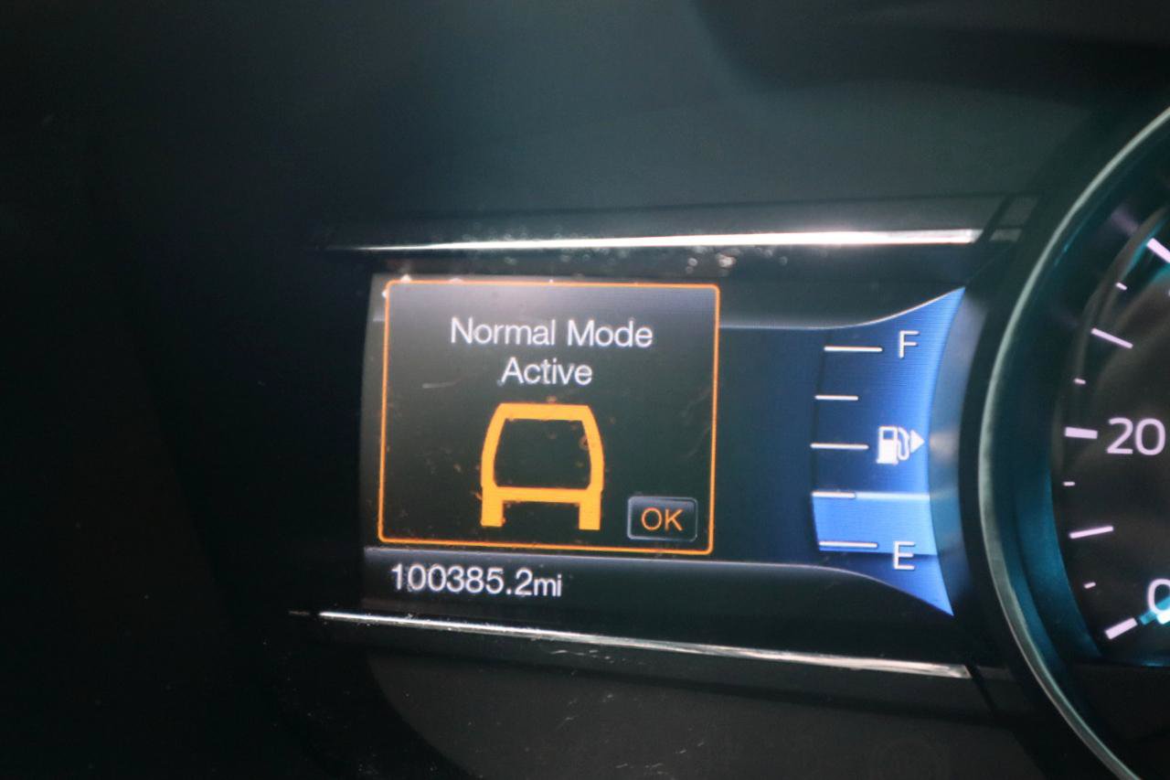 Used 2017 Ford Explorer XLT w/ Equipment Group 201A AWD/4WD image 86