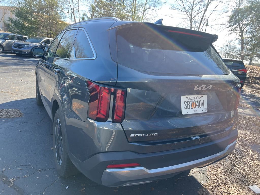 Used 2024 Kia Sorento S image 7