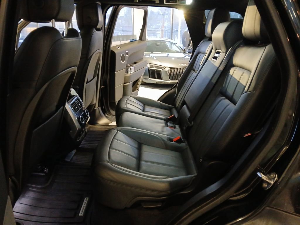 Used 2019 Land Rover Range Rover Sport HSE image 23