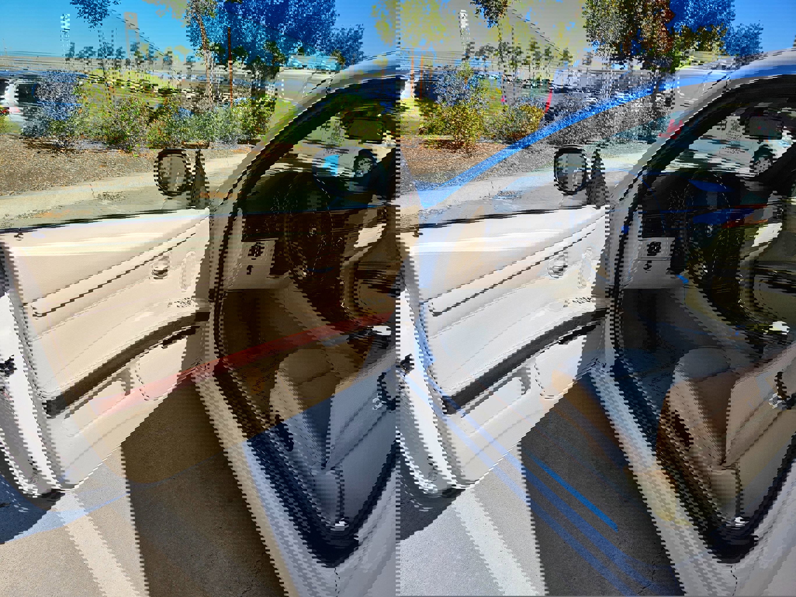 Used 2011 BMW 328i Convertible image 15