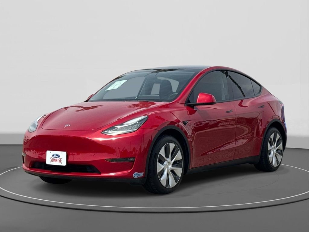 Used 2021 Tesla Model Y Long Range AWD/4WD image 1