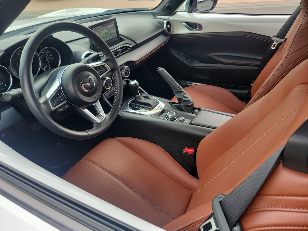 Certified 2023 MAZDA MX-5 Miata Grand Touring RWD image 3
