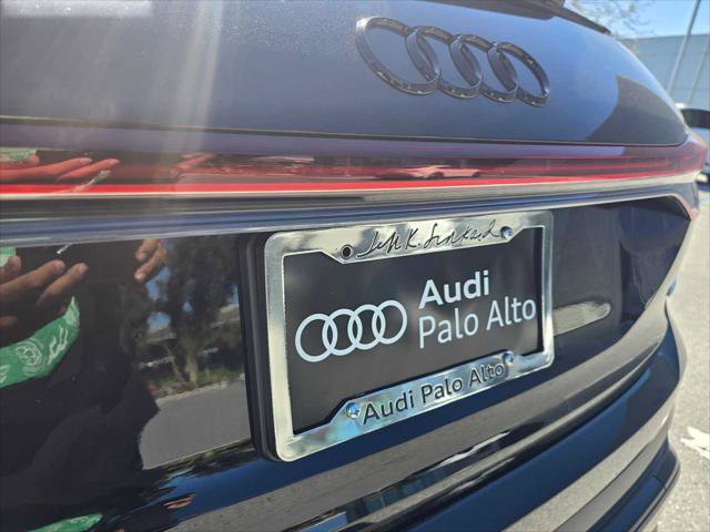 Used 2024 Audi Q4 e-tron Prestige image 17
