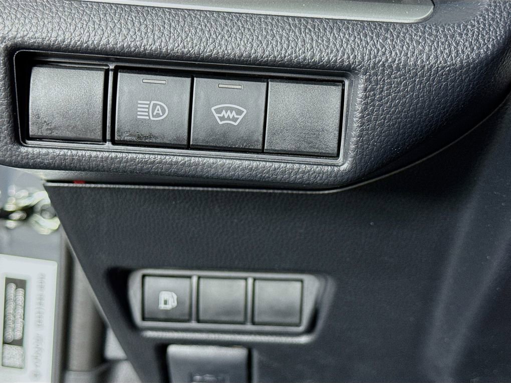 Used 2024 Toyota Prius LE image 14