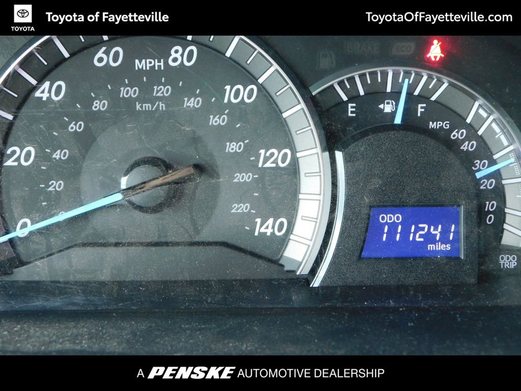 Used 2012 Toyota Camry SE FWD image 7