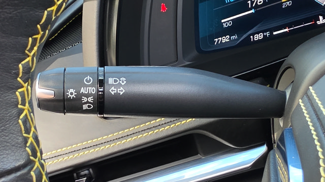 Used 2020 Chevrolet Corvette Stingray Premium Conv w/ 3LT Preferred Equipment Group RWD image 18