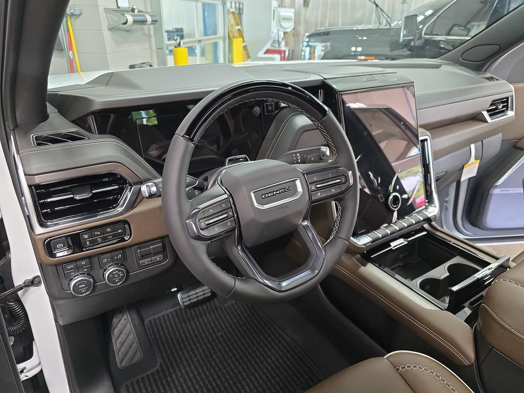 New 2026 GMC Yukon XL Denali Ultimate AWD/4WD image 17