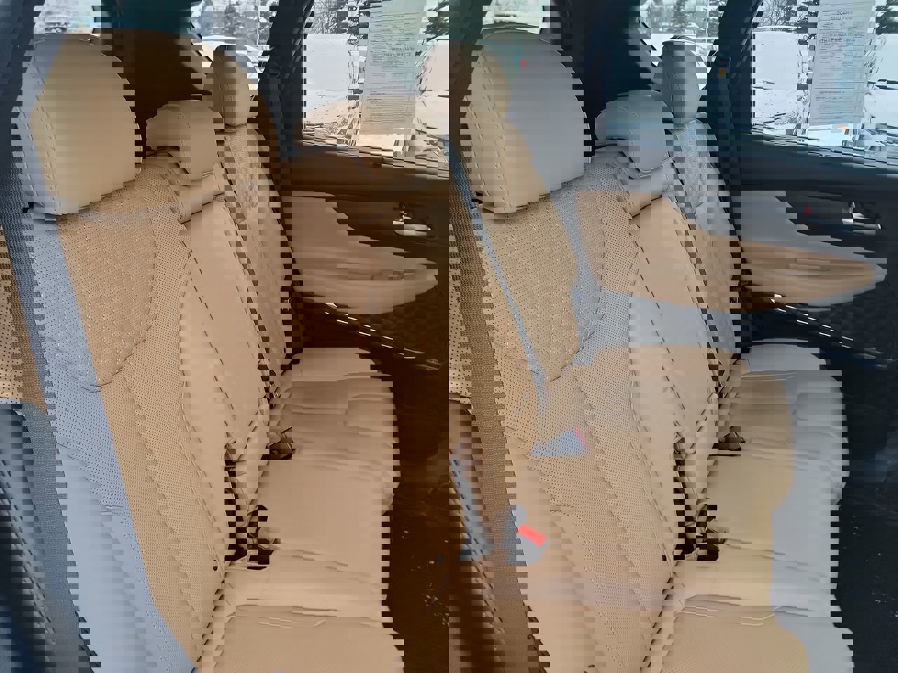 Certified 2023 Hyundai Santa Fe Calligraphy image 22