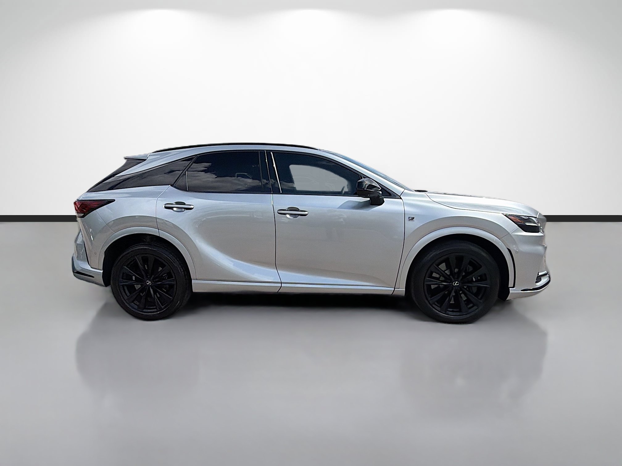 Used 2023 Lexus RX 500h F Sport AWD/4WD image 6