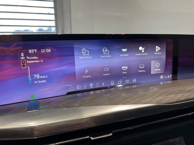 Used 2025 Cadillac Escalade IQ Sport 2 image 17