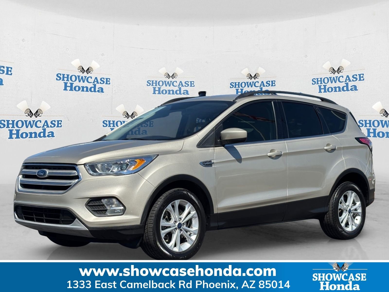 Used 2018 Ford Escape SEL image 1