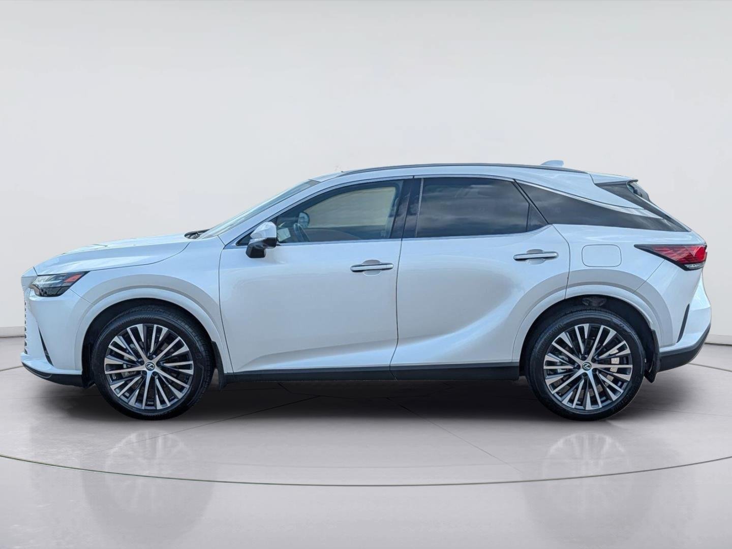 Used 2023 Lexus RX 350 Premium Plus w/ Accessory Package (K3) FWD image 2
