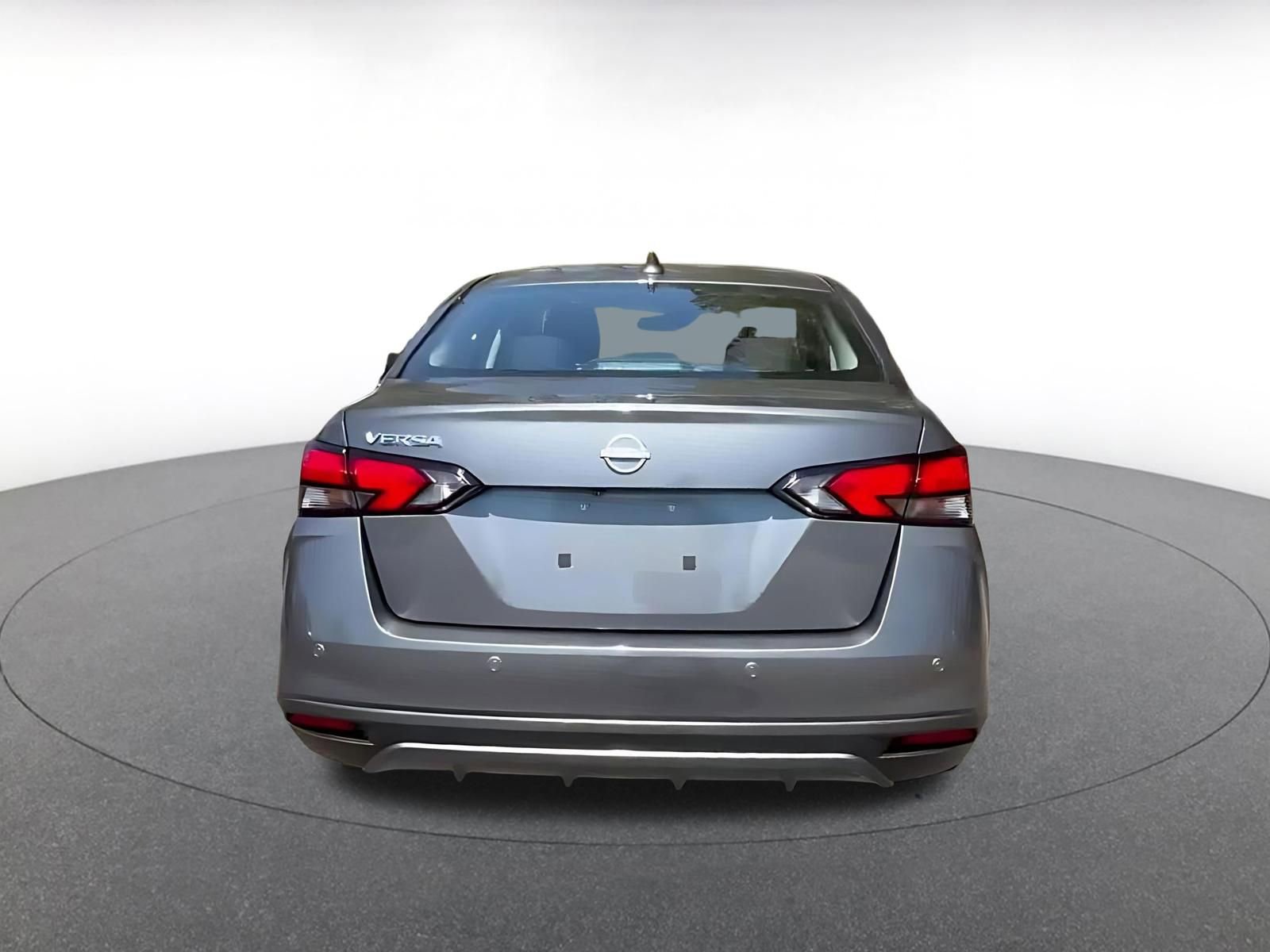 Used 2025 Nissan Versa SV FWD image 12