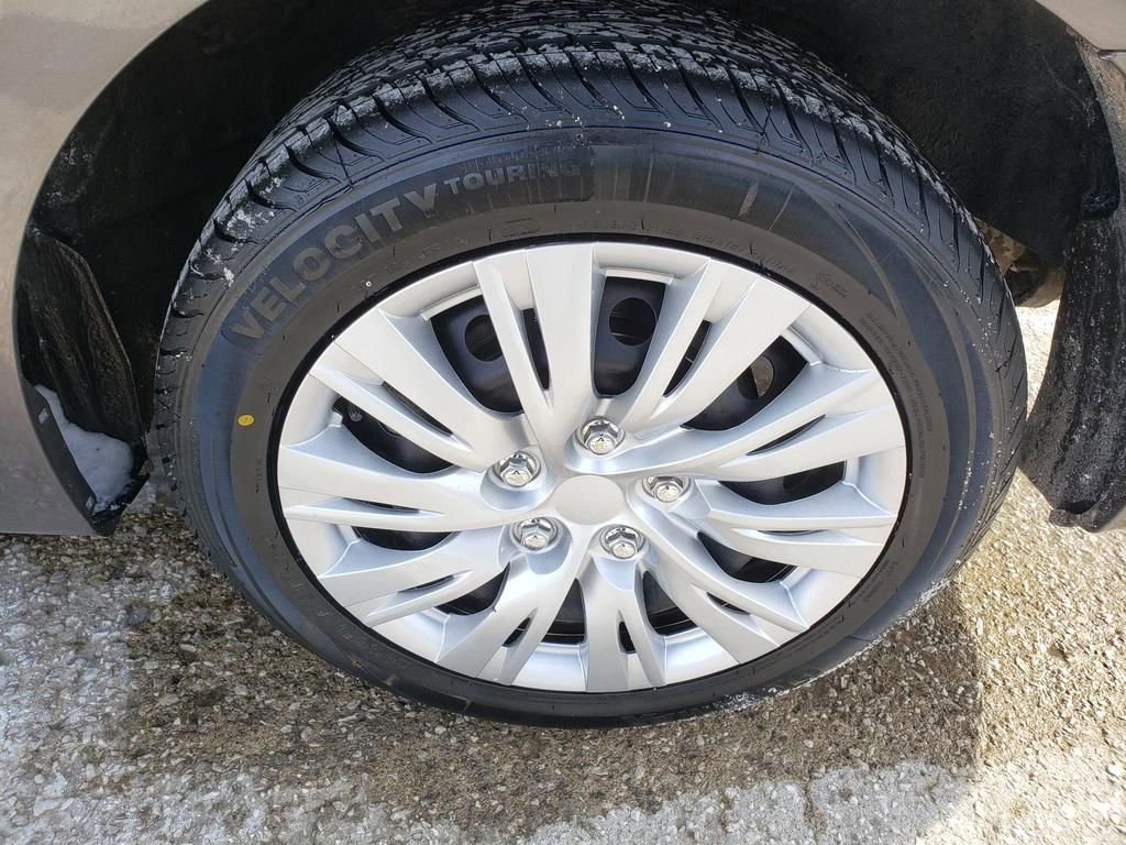 Used 2015 Nissan Sentra SV image 43