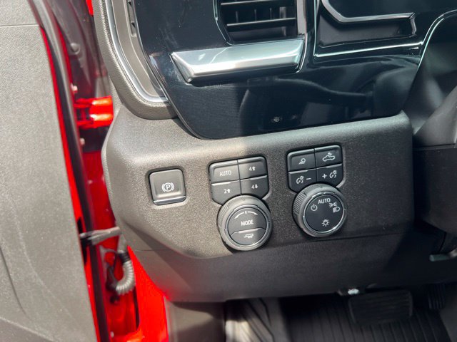 Used 2026 Chevrolet Silverado 1500 LT w/ Texas Edition Plus AWD/4WD image 16