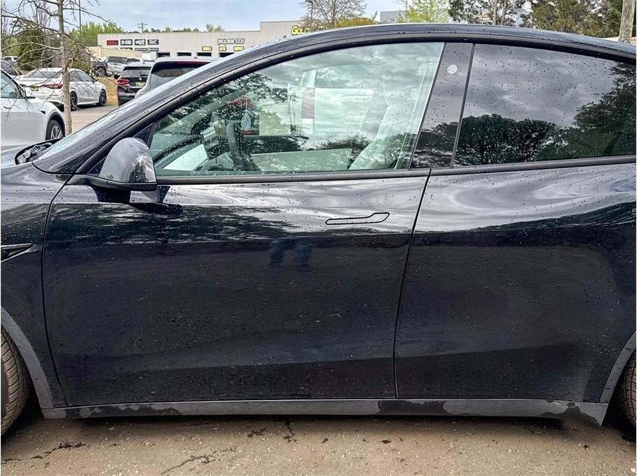 Used 2022 Tesla Model Y Performance image 20