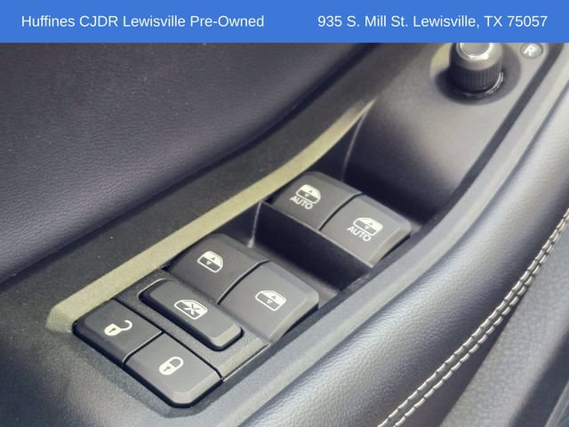Used 2024 Jeep Grand Cherokee Limited w/ Black Appearance Package RWD image 30