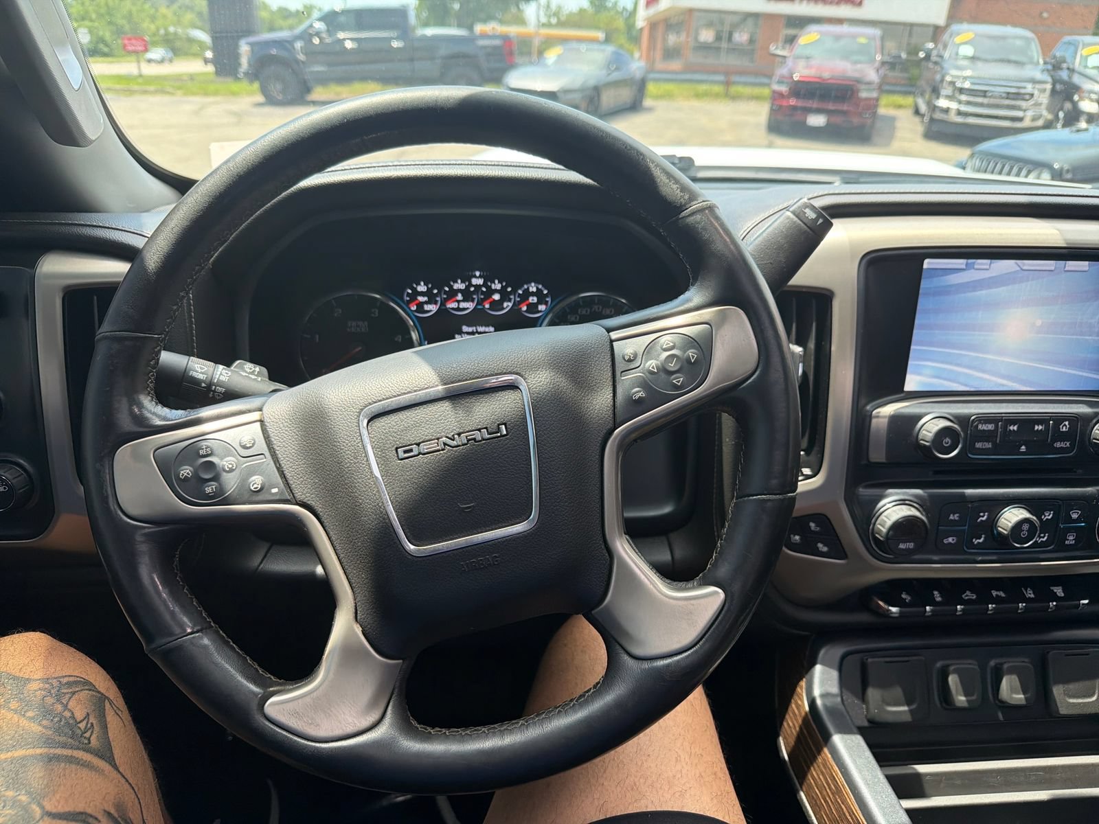 Used 2019 GMC Sierra 3500 Denali w/ Duramax Plus Package AWD/4WD image 14