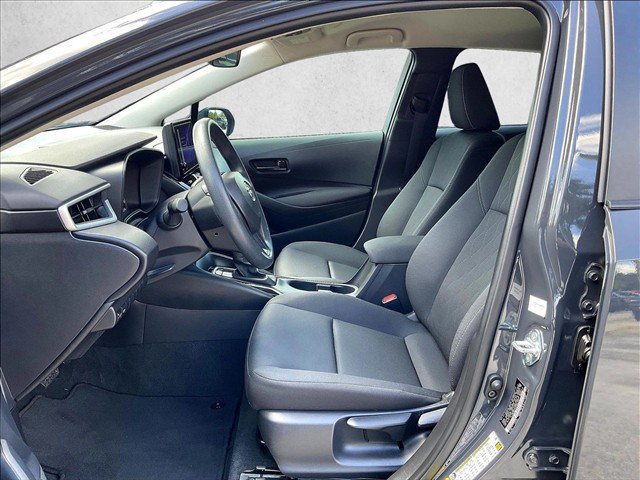Used 2025 Toyota Corolla LE w/ Convenience Package FWD image 26