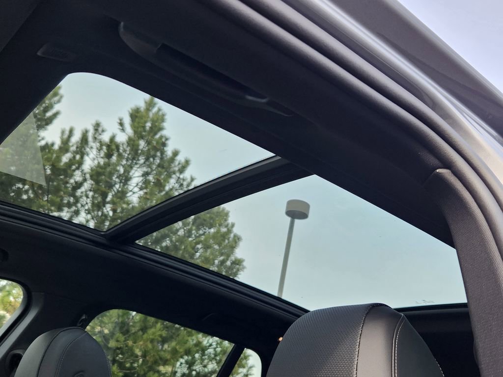 New 2026 BMW X5 xDrive50e image 18